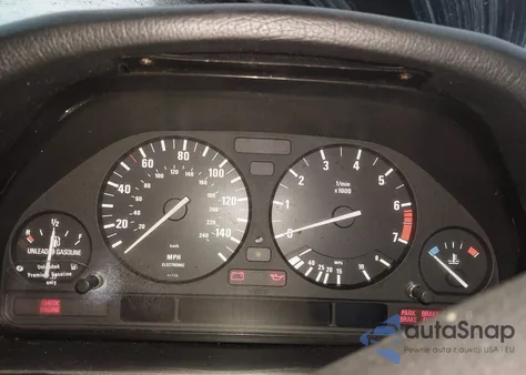 1989 BMW 525 I Automatic z USA, uszkodzony, nr VIN WBAHC2303KBE21591